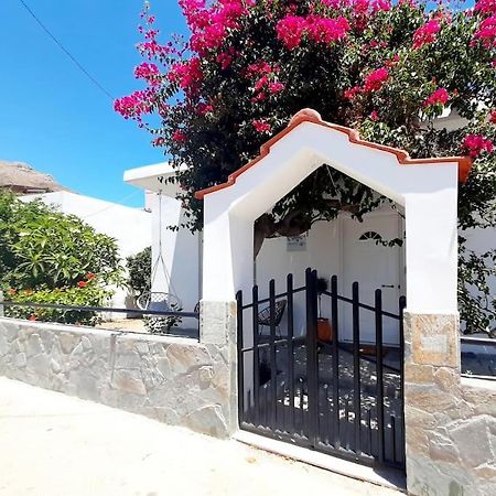 Annika'S Summer Dream Livadia  ภายนอก รูปภาพ