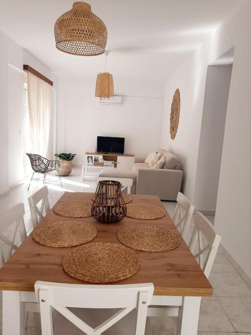 Annika'S Summer Dream Livadia  ภายนอก รูปภาพ